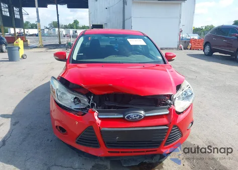 2014 Ford Focus Se из США, поврежденный, VIN 1FADP3F2XEL353185